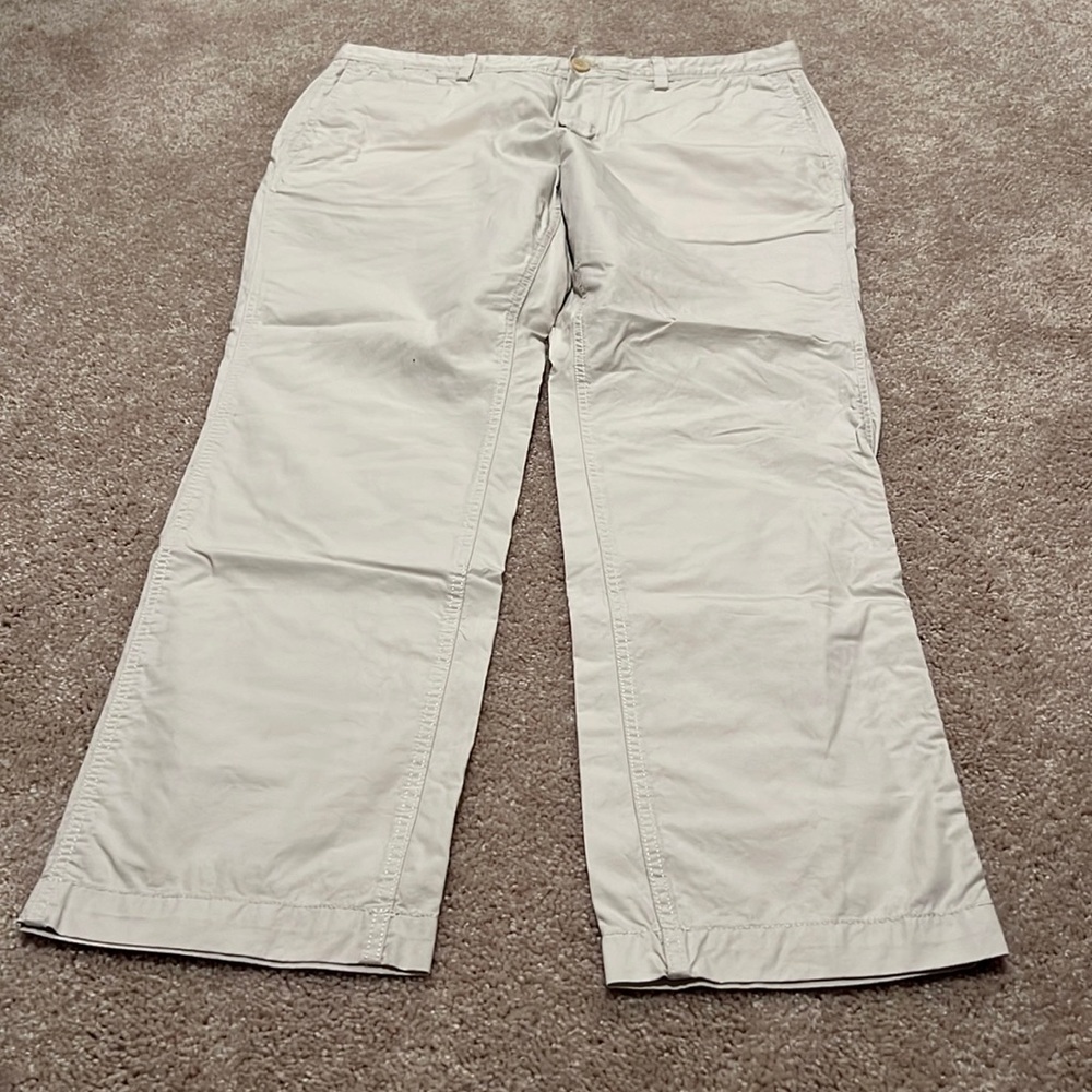 Banana Republic Chinos 33x30